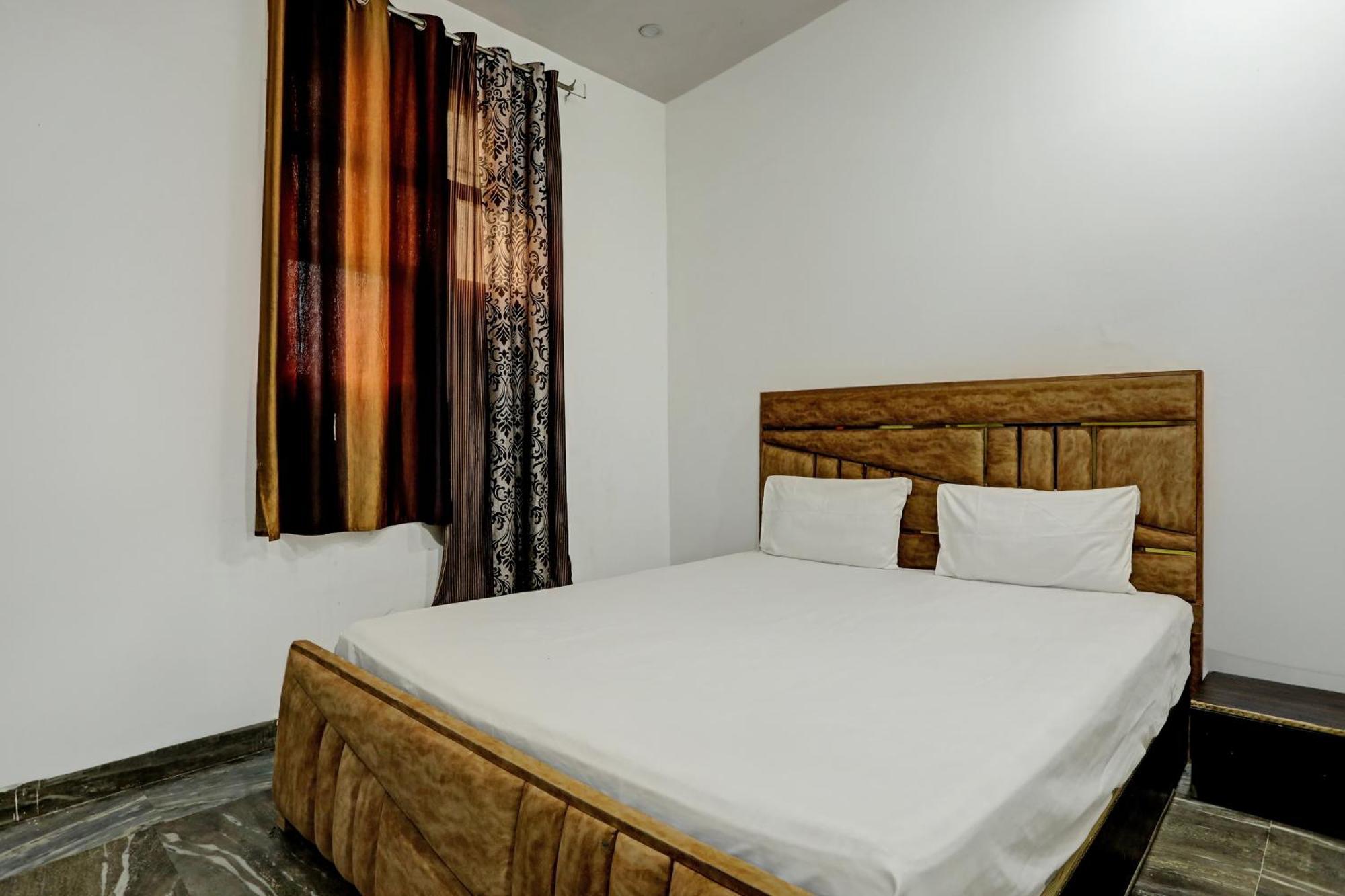 Hotel O Raaz Hotel เดลี ภายนอก รูปภาพ
