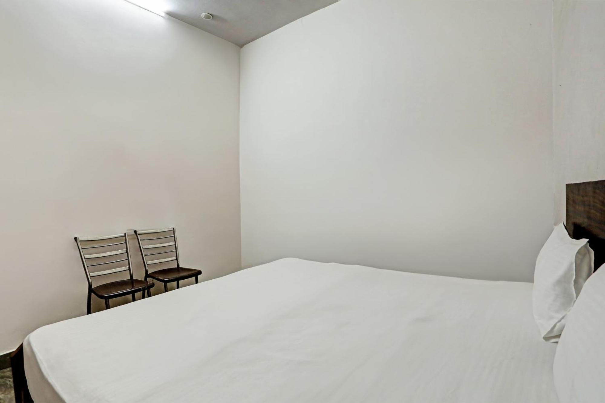 Hotel O Raaz Hotel เดลี ภายนอก รูปภาพ